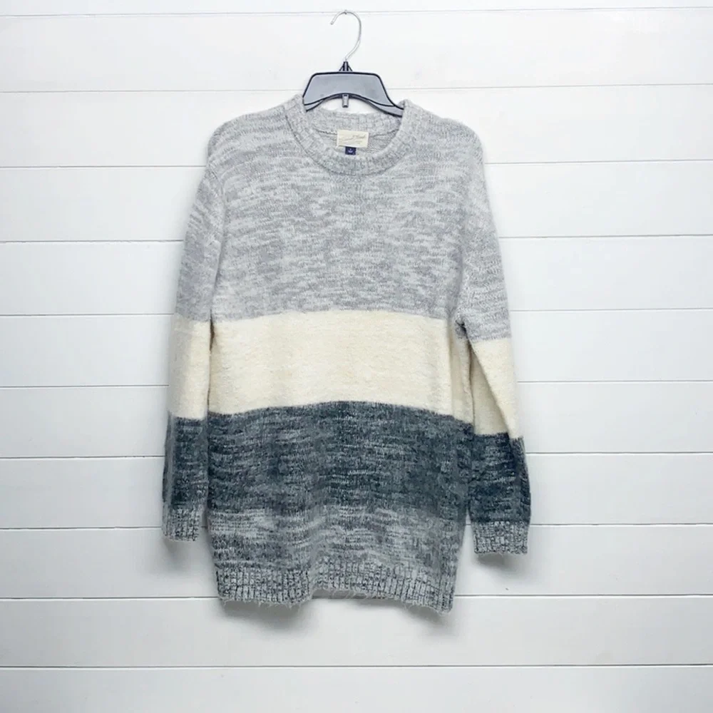 Universal Thread Colorblock Soft Oversized Sweater - Picture 6 of 8